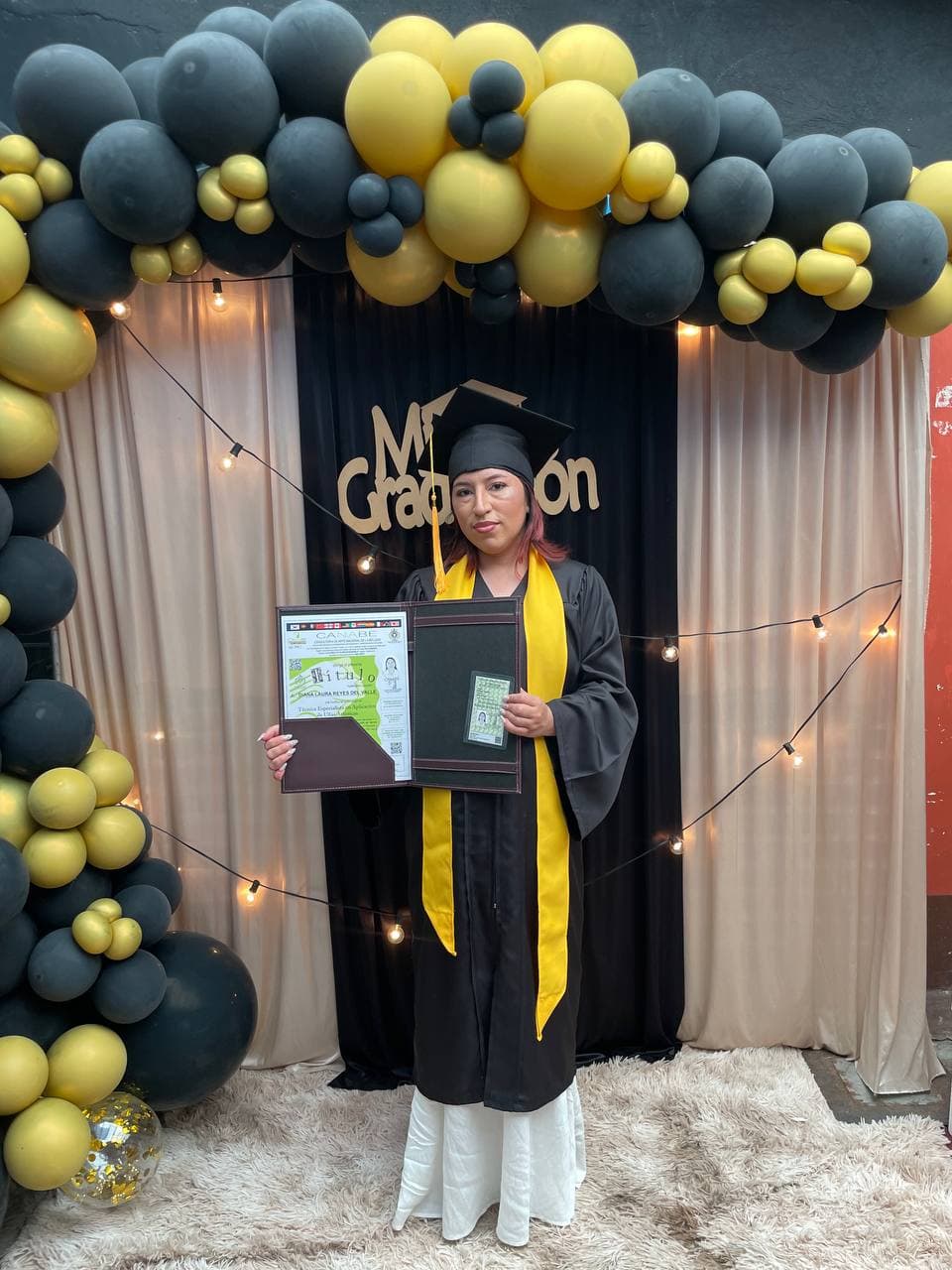 Alumna graduada
